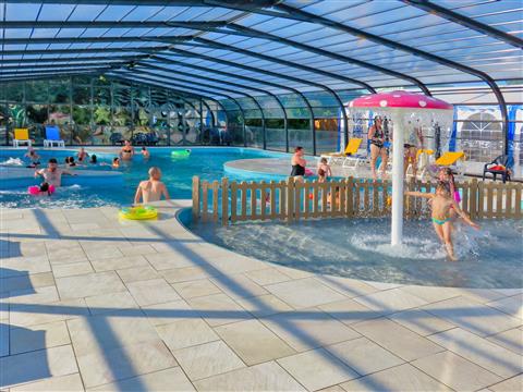 Piscine Couverte du Camping les Goelands à Carnac